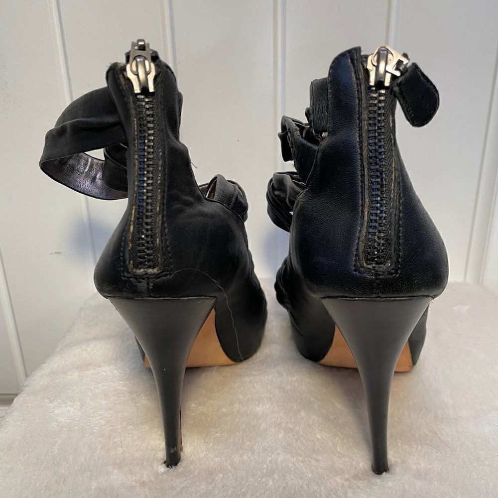 Leather Charles David shoes in 9.5 - Picture 4 of 8